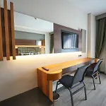 Oliva 酒店 马尔马里斯